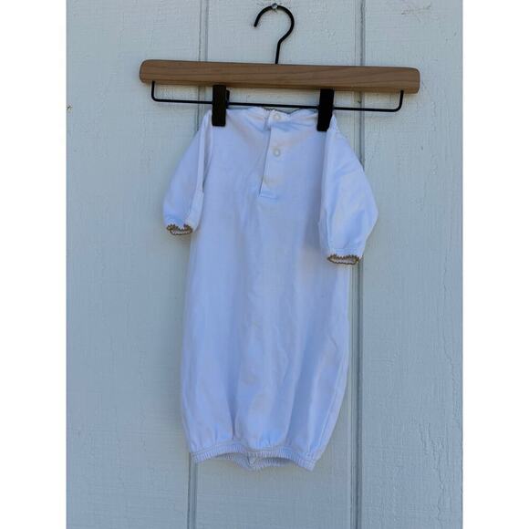 Hug Me First Smocked Baby Outfit, Newborn, Smocked Lambs, White, Sz NB - Picture 2 of 5
